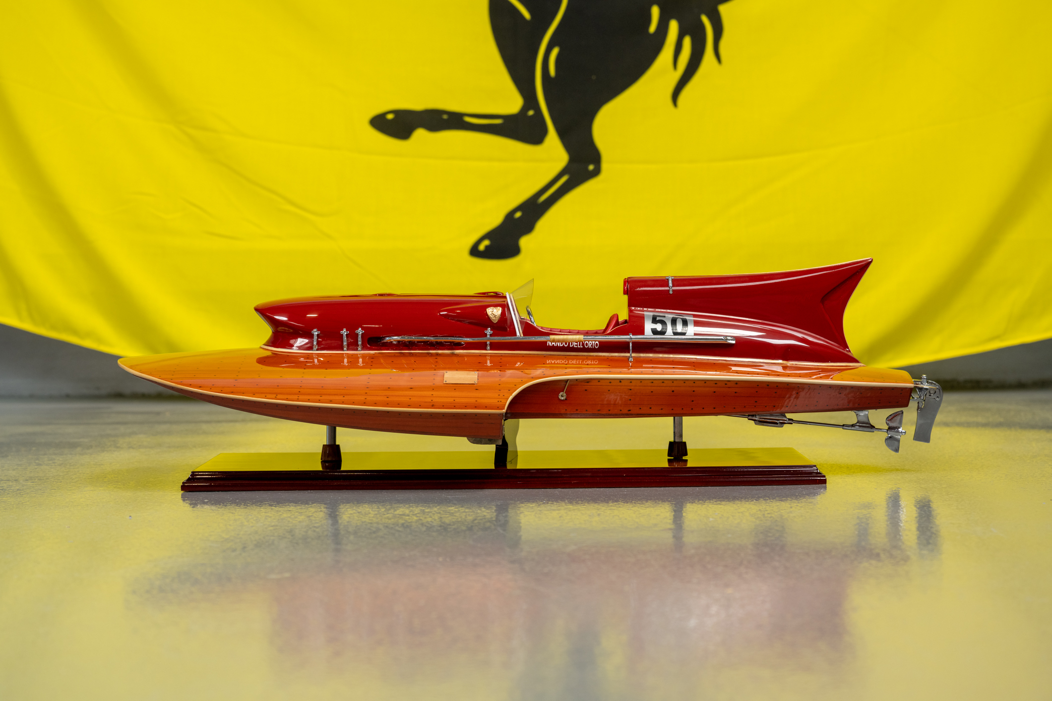 3MP-Max-Large-83cm-Ferrari-Hydroplane-Model-4