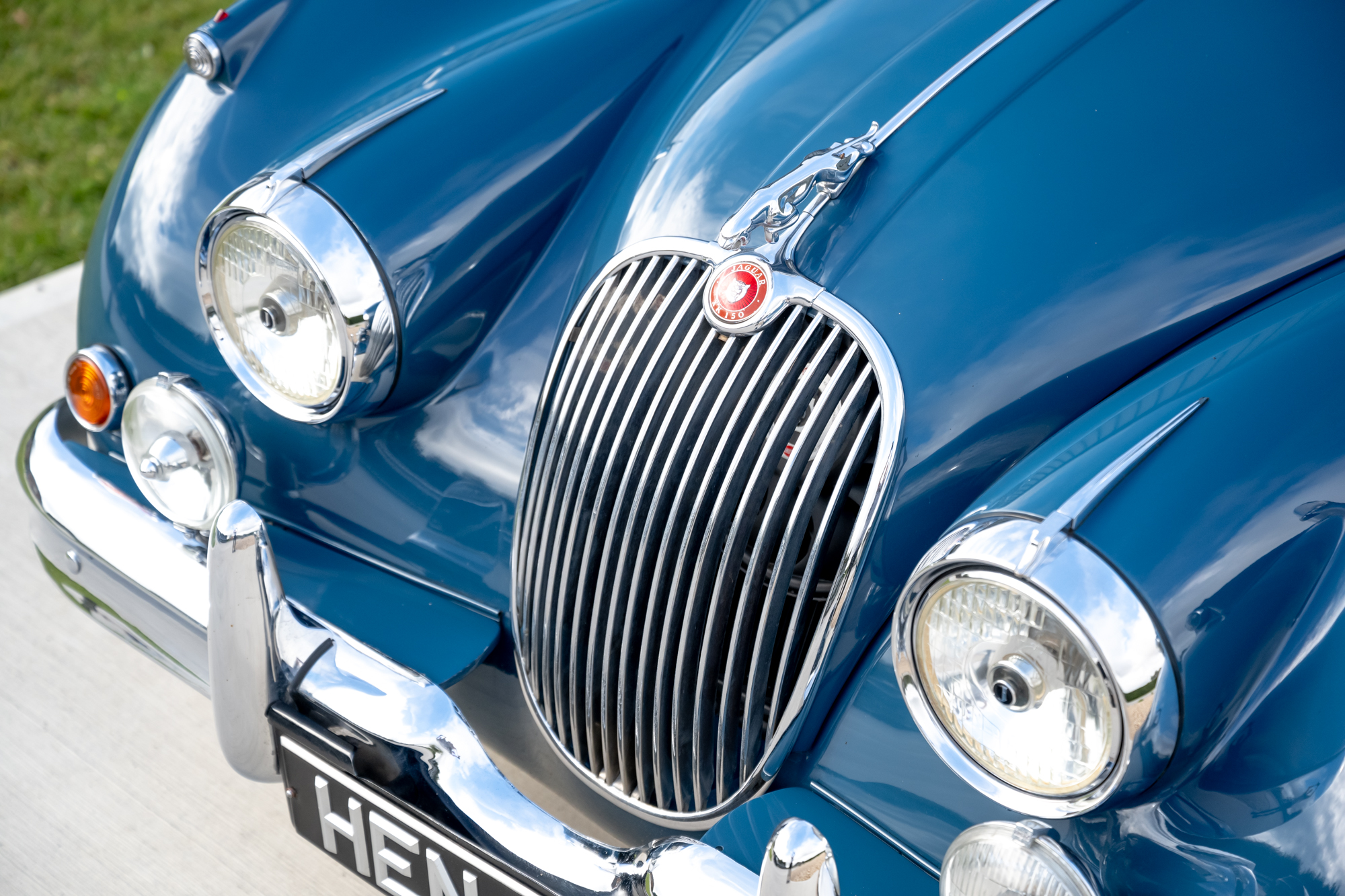 Jaguar-XK150-18