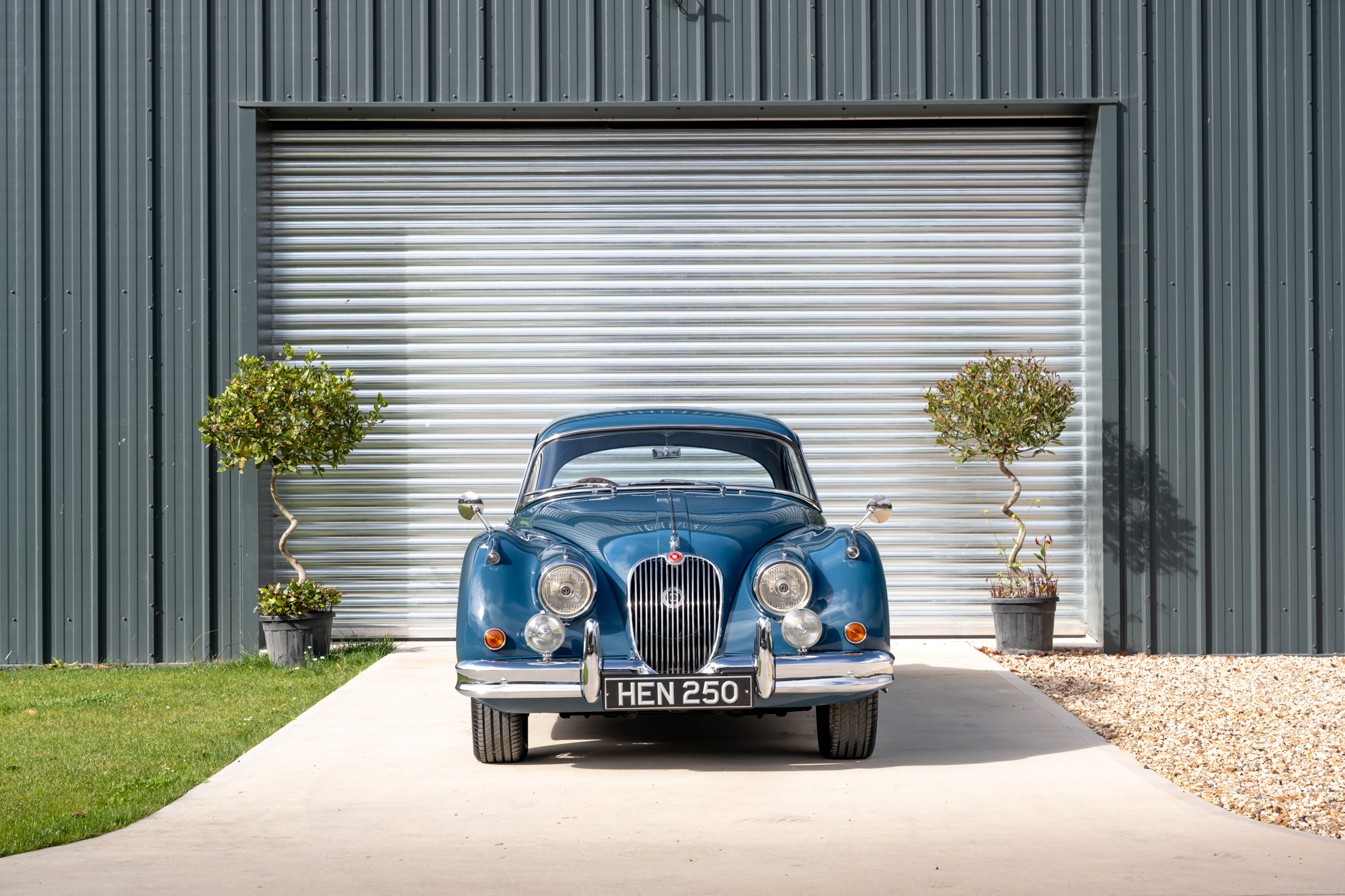 Jaguar-XK150-6