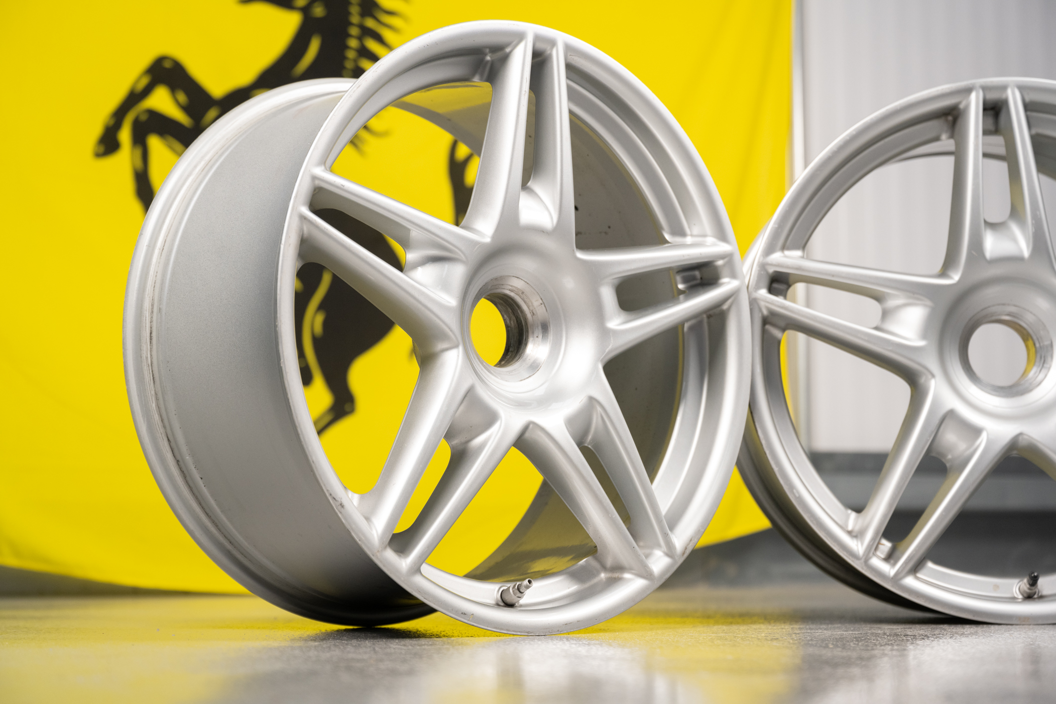 3MP-Max-2-Ferrari-Enzo-Wheels-5
