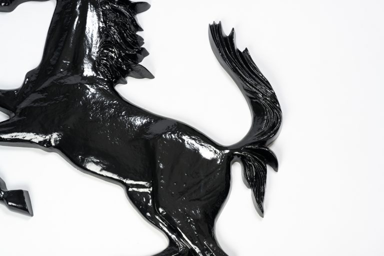 3MP-Max-Black-Ferrari-Cavallino-Horse-5-1