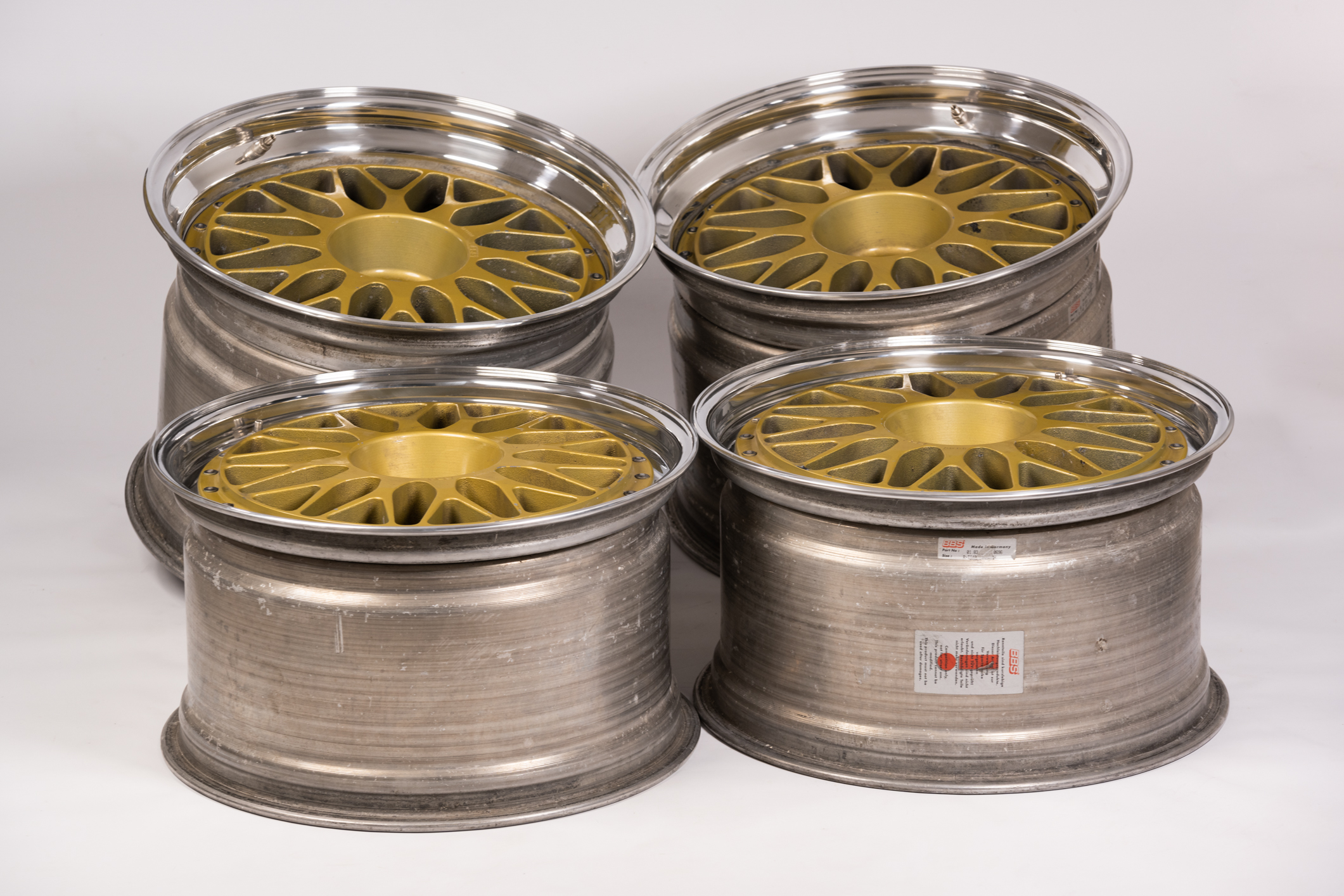 3MP-Max-Ferrari-F40-BBS-Wheels-Gold-1