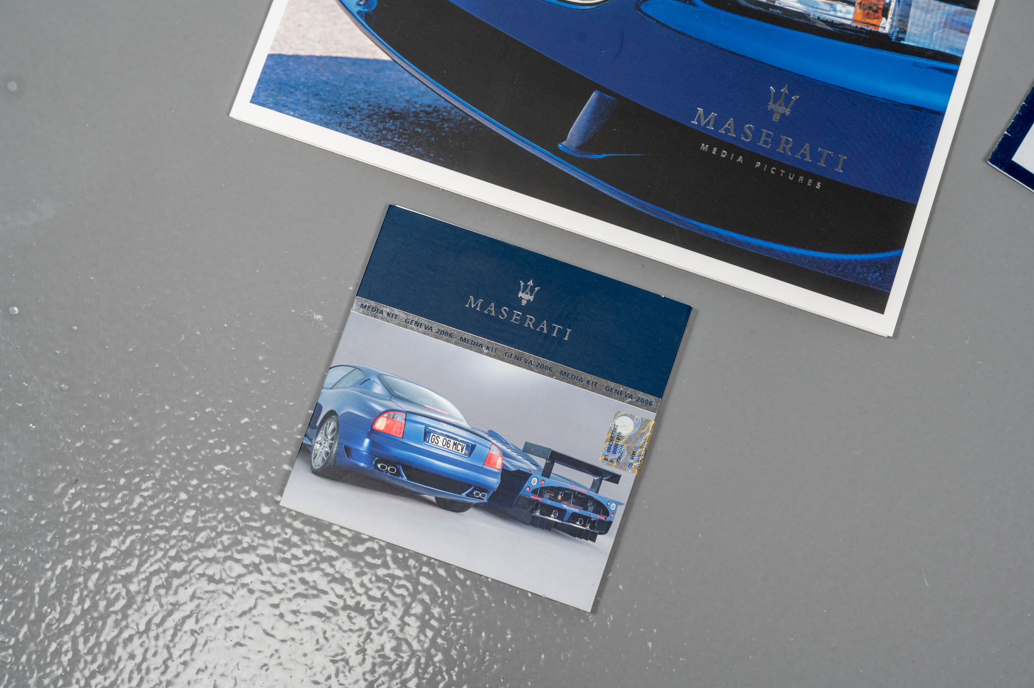 3MP-Max-Maserati-MC12-Book-Set-9
