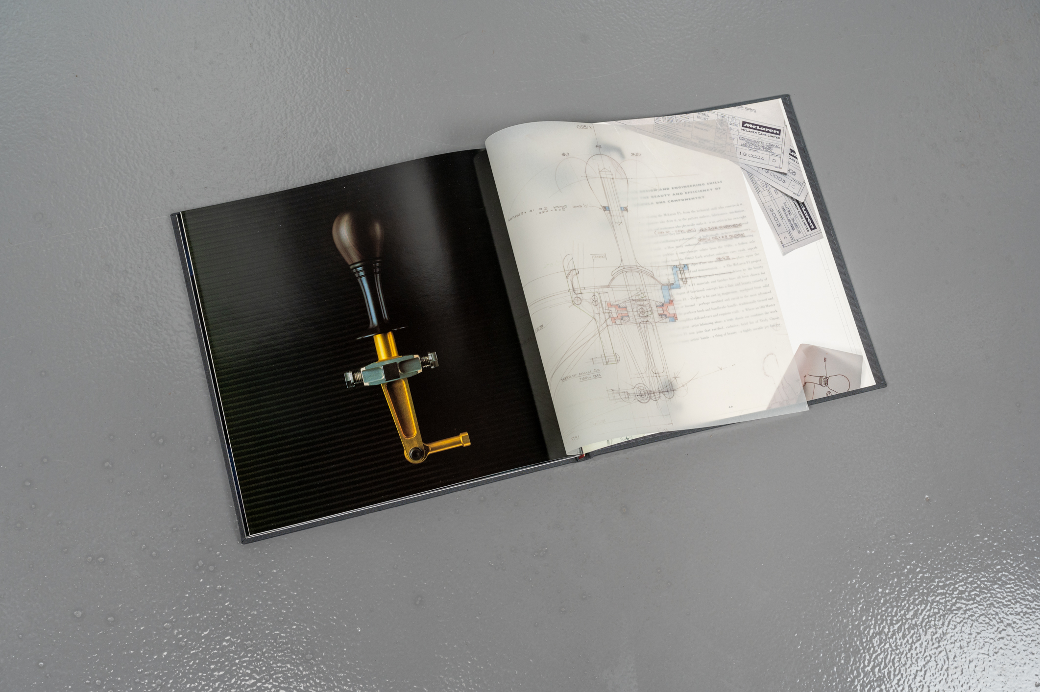 3MP-Max-McLaren-F1-Book-Set-23