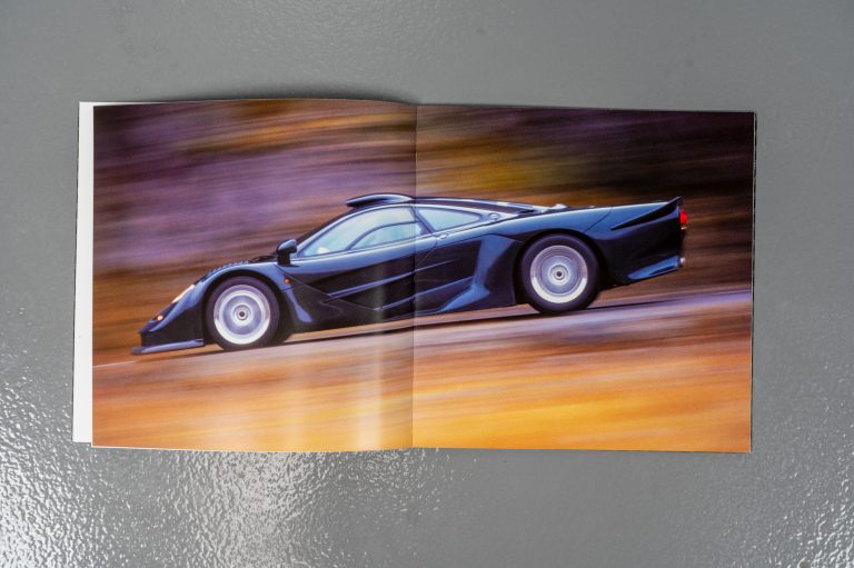 3MP-Max-McLaren-F1-Book-Set-44