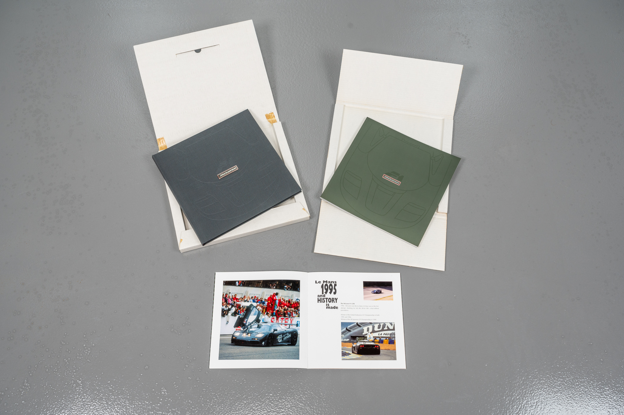 3MP-Max-McLaren-F1-Book-Set-9