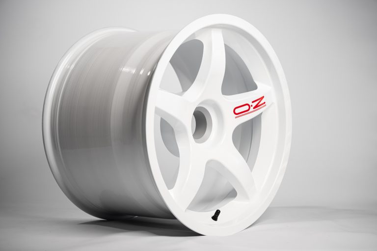 3MP-Max-White-OZ-Wheels-with-stickers-10