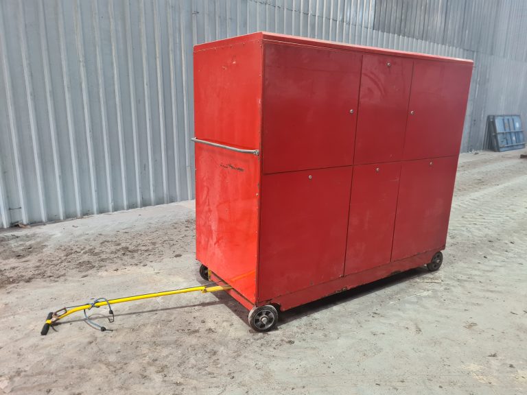 pitbox-back-close