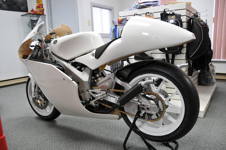 2009tz250_03_zps4633a952