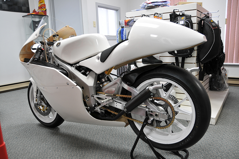 2009tz250_03_zps4633a952