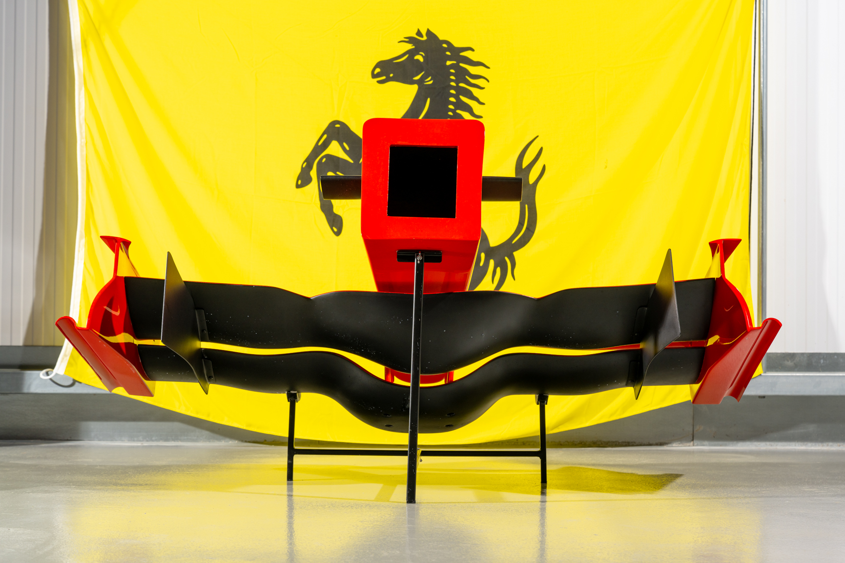 2MP-Ferrari-F1-Nose-Cone-and-Helmet-70