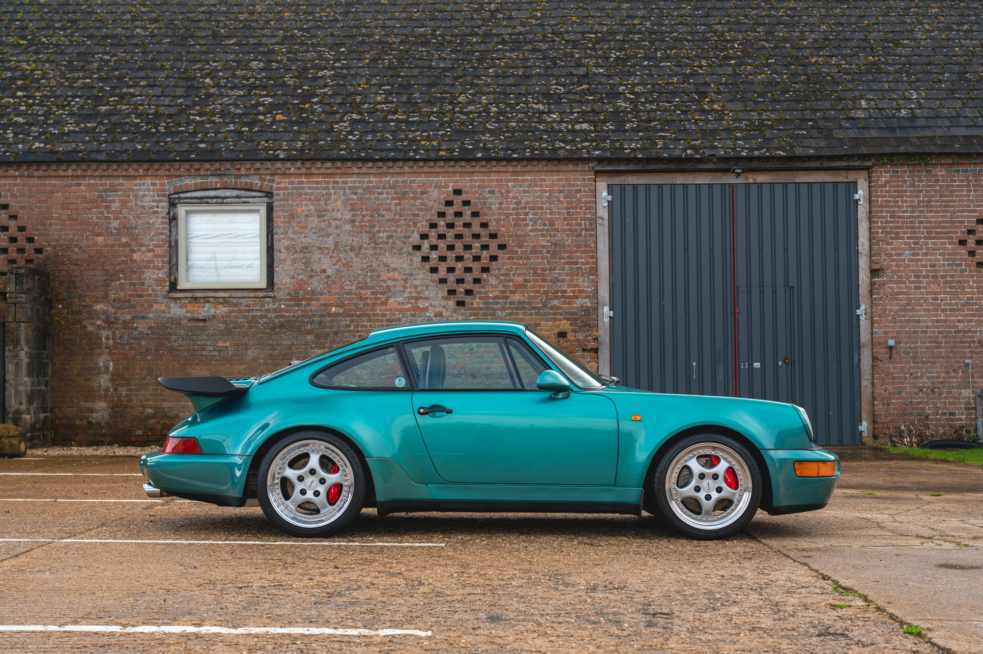 Mugello-Cars-Porsche-911-964-Turbo-3.6-15