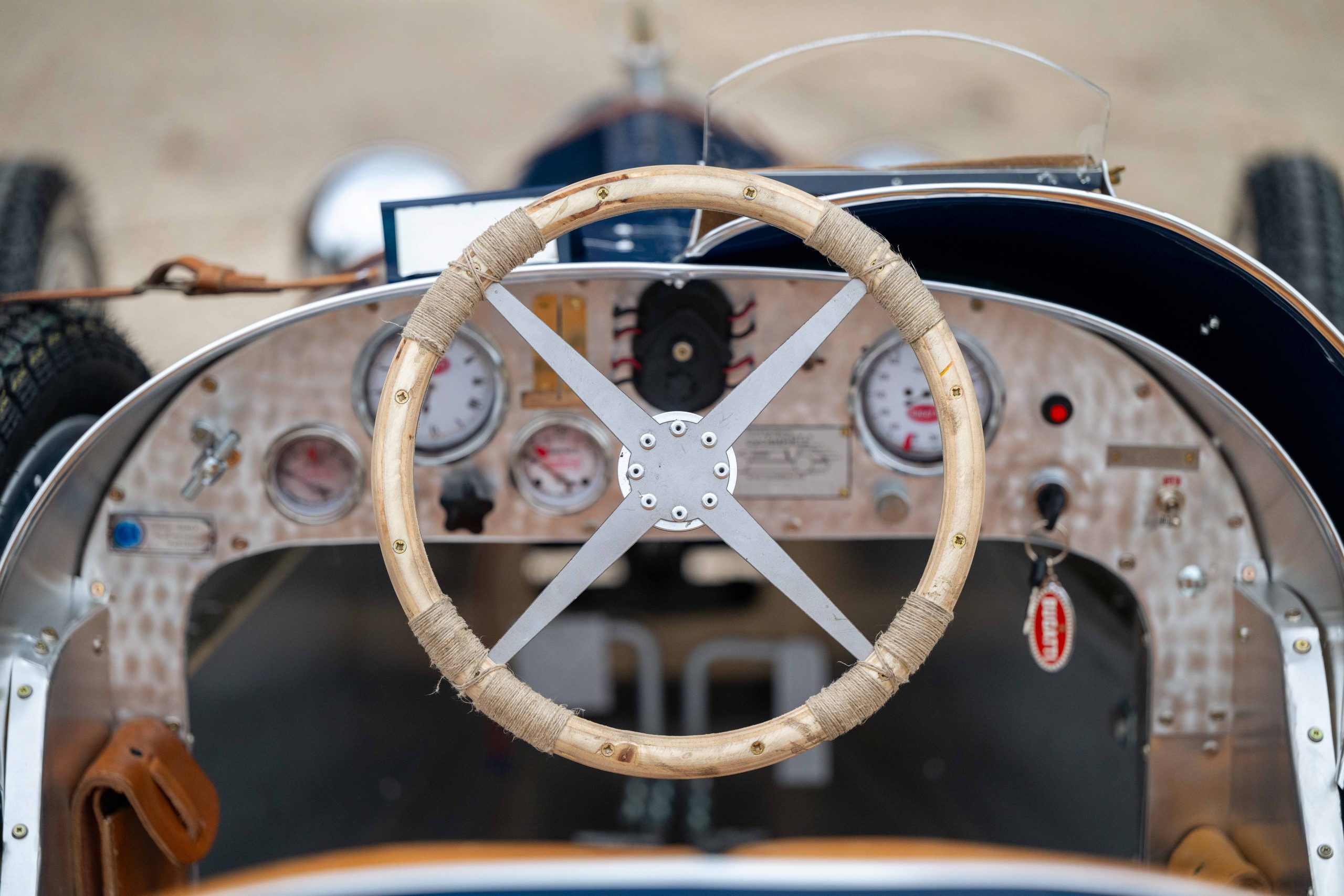 2MB-Bugatti-Kids-Car-62