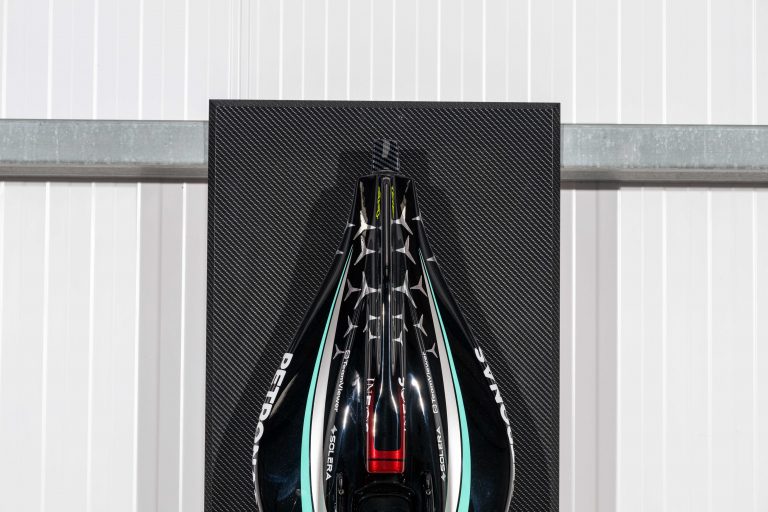 2MB-Mercedes-Hamilton-Body-Shell-Model-11