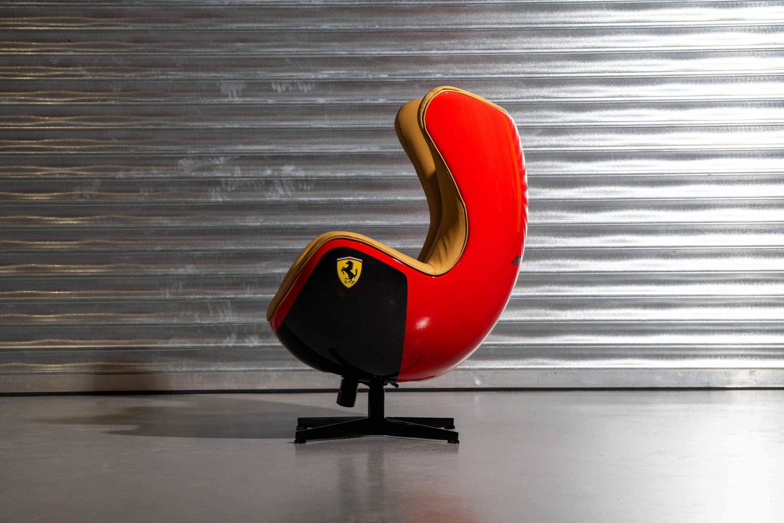 2MB-Ferrari-488-GTB-Egg-Chair-30