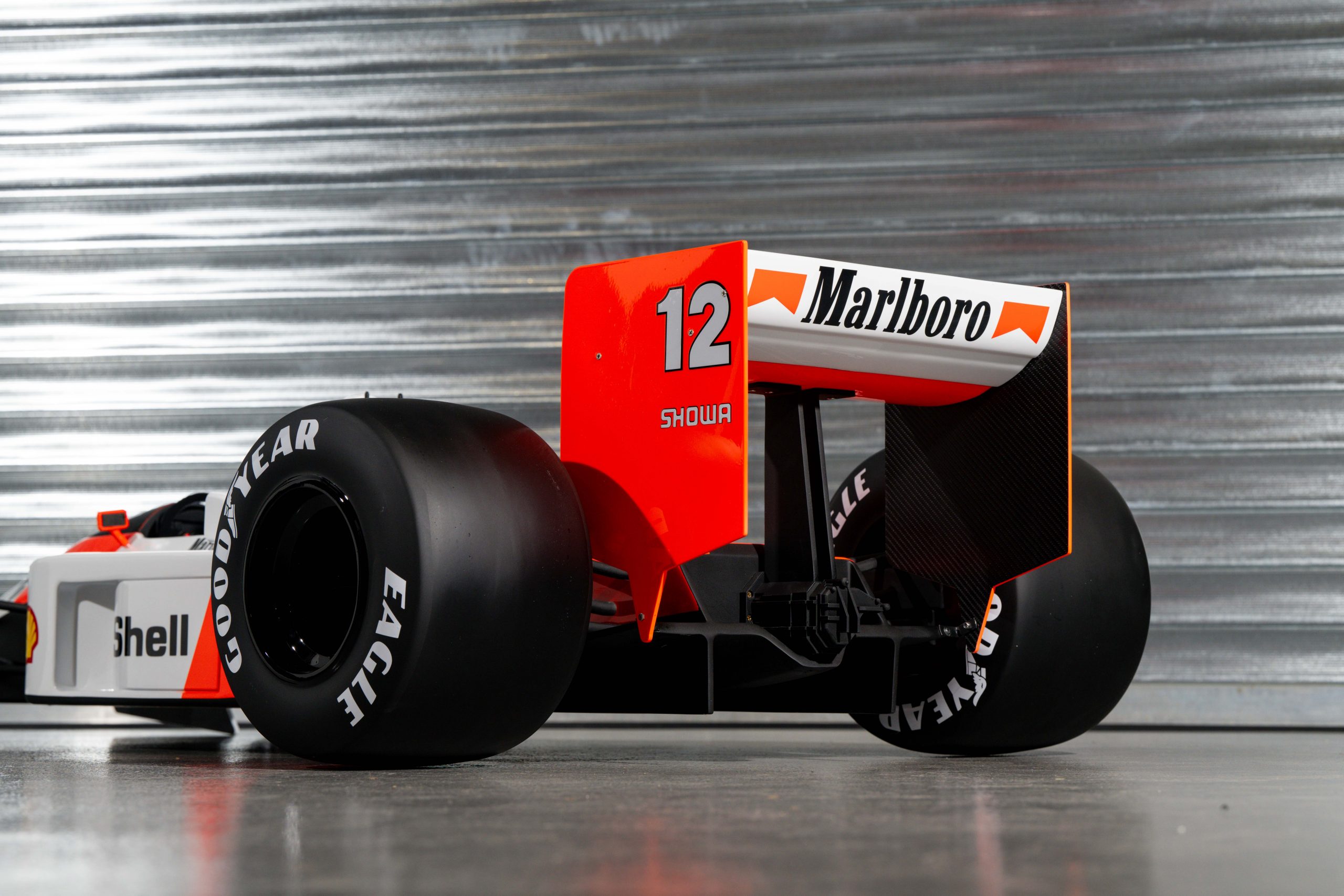 2MB-Half-size-McLaren-Honda-Senna-F1-Car-35
