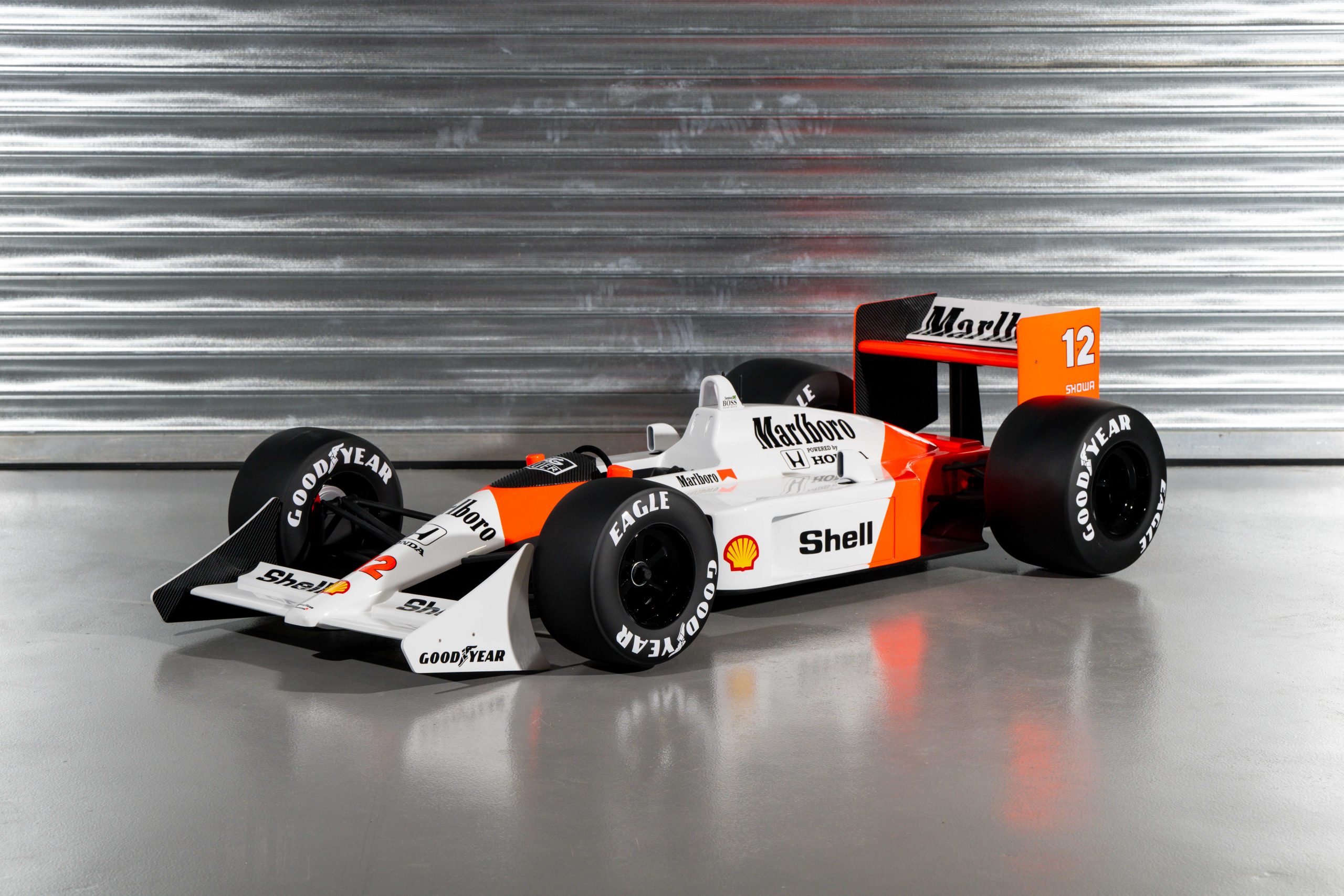 2MB-Half-size-McLaren-Honda-Senna-F1-Car-5