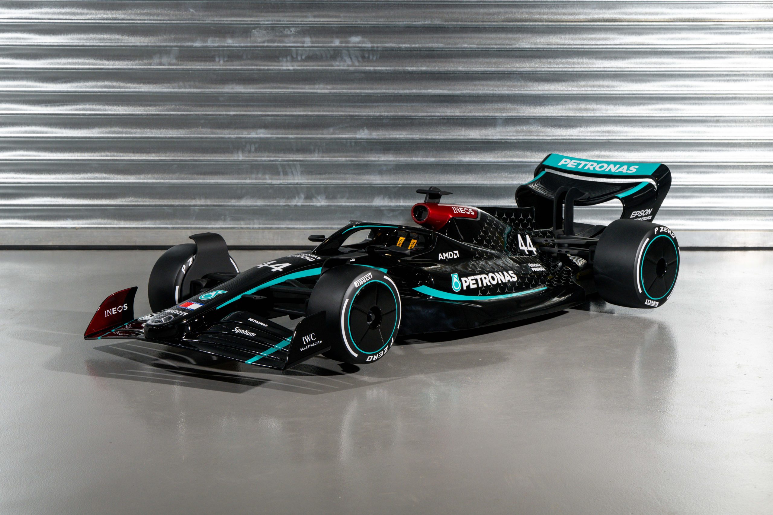 2MB-Half-size-Mercedes-AMG-Lewis-Hamilton-2020-W11-F1-car-5