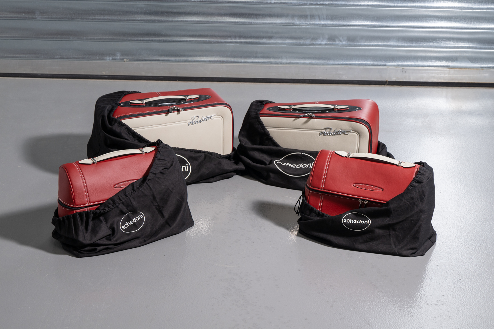 2MP-Pagani-Huayra-Roadster-Luggage-Cover-and-Poster-set-14