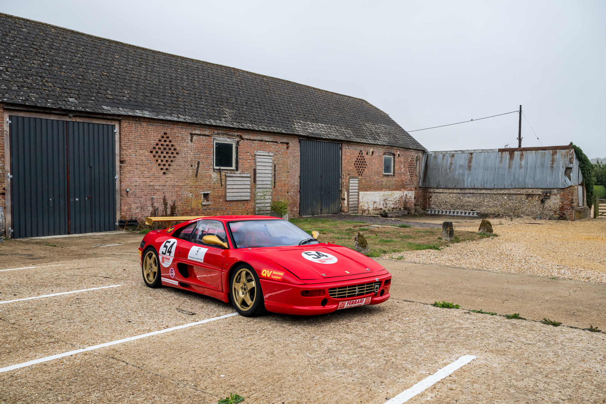 Mugello-Cars-Ferrari-355-Challange-Car-3