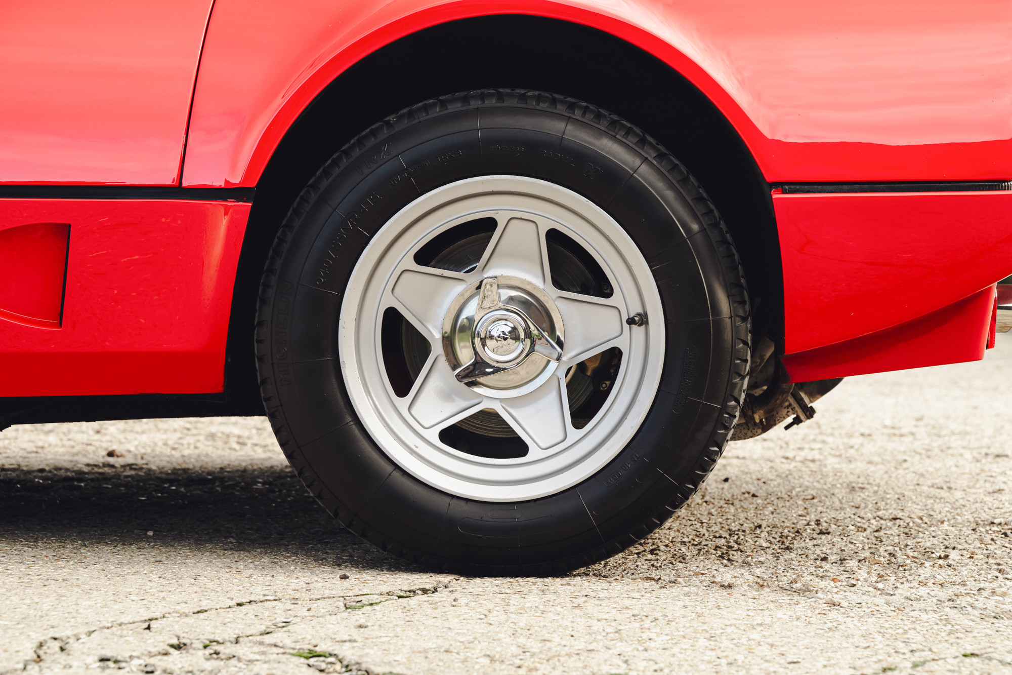 Mugello-Cars-Ferrari-512BBi-42