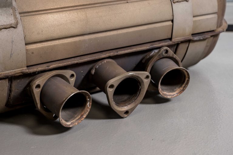 2MB-Ferrari-F40-Exhaust-13
