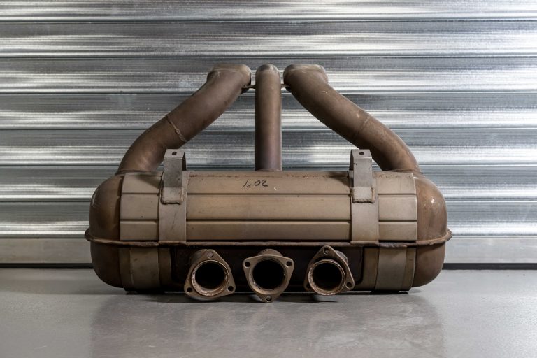 2MB-Ferrari-F40-Exhaust-21