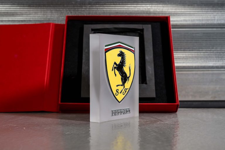 2MB-Ferrari-Sheild-8