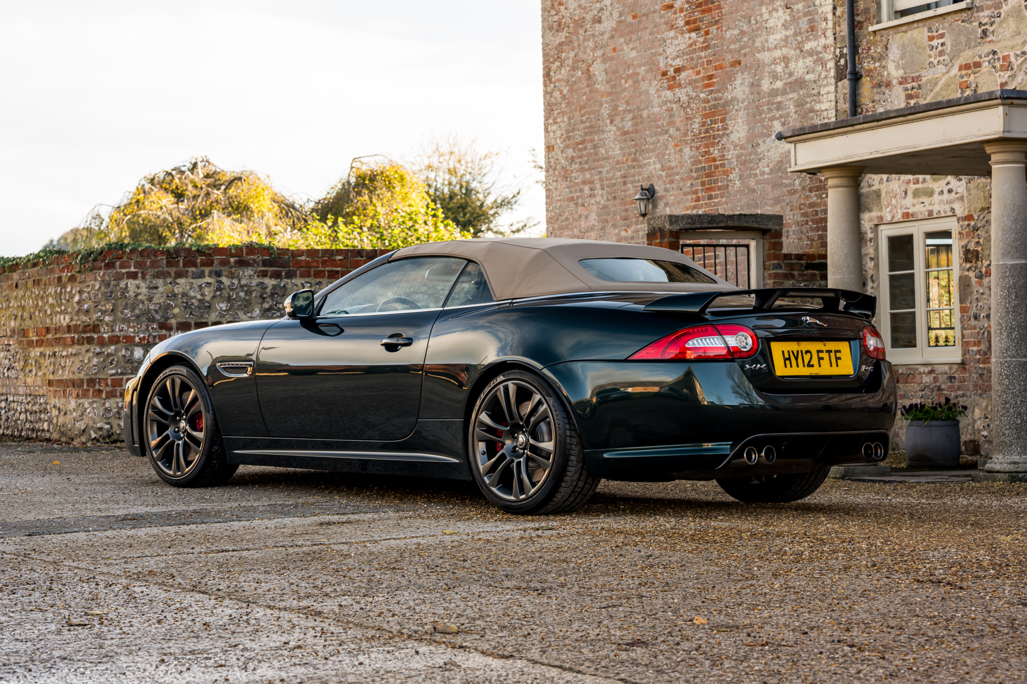 Jaguar-XK-RS-Cab-32
