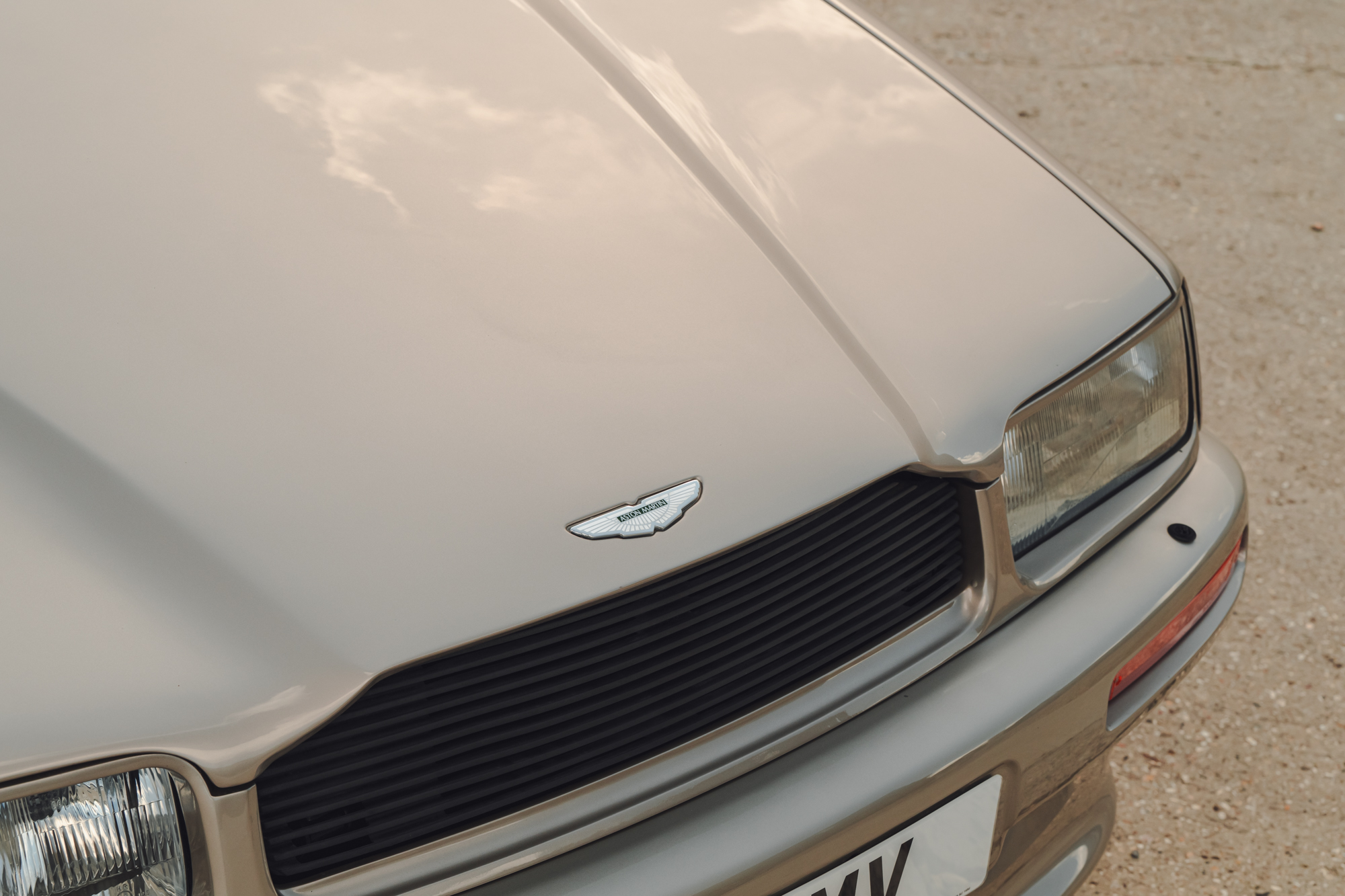 Mugello-Cars-Aston-Martin-Virage-10