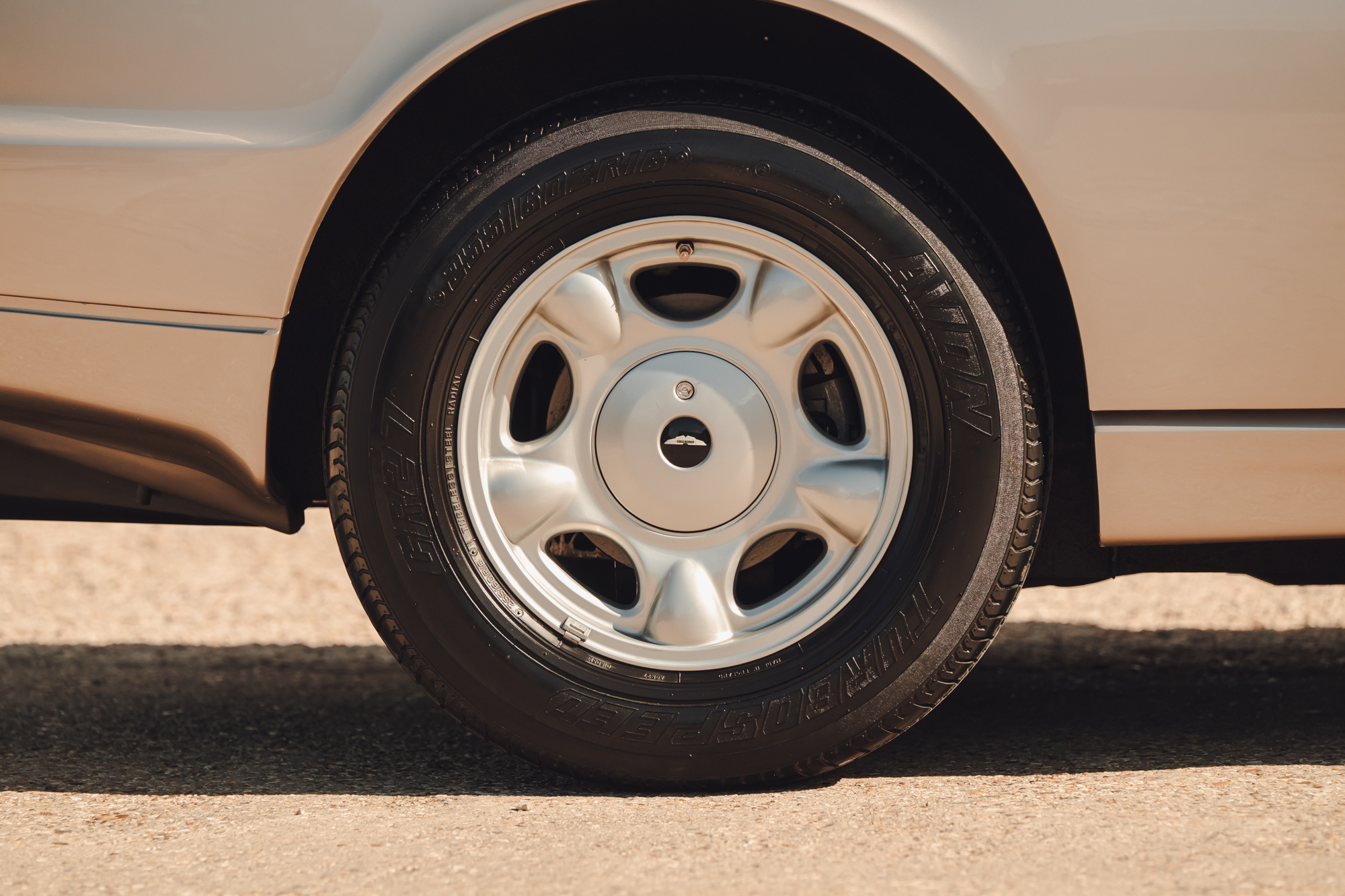 Mugello-Cars-Aston-Martin-Virage-33