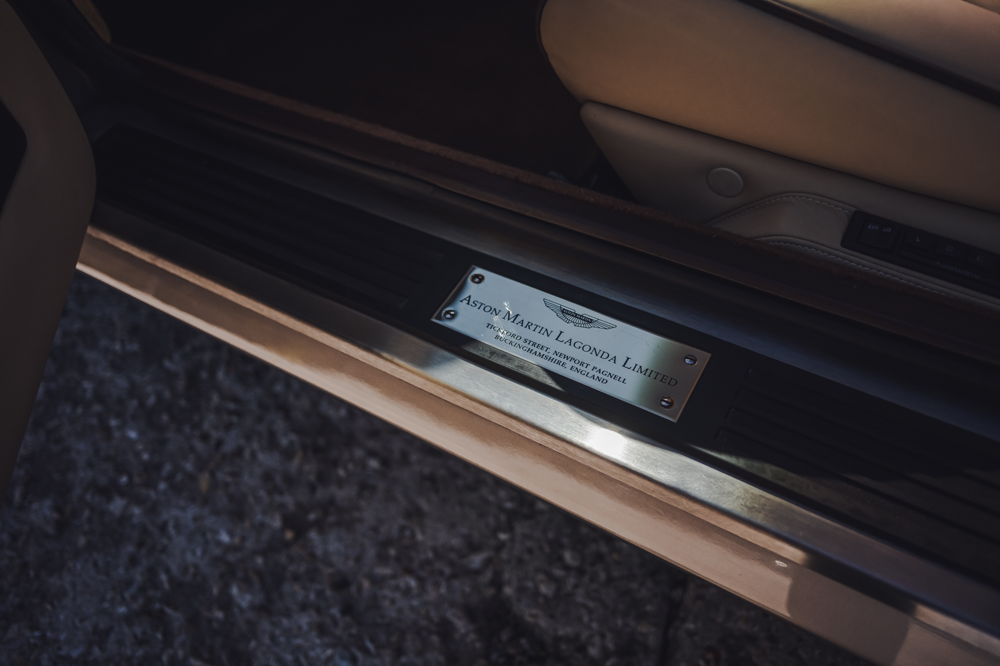 Mugello-Cars-Aston-Martin-Virage-48