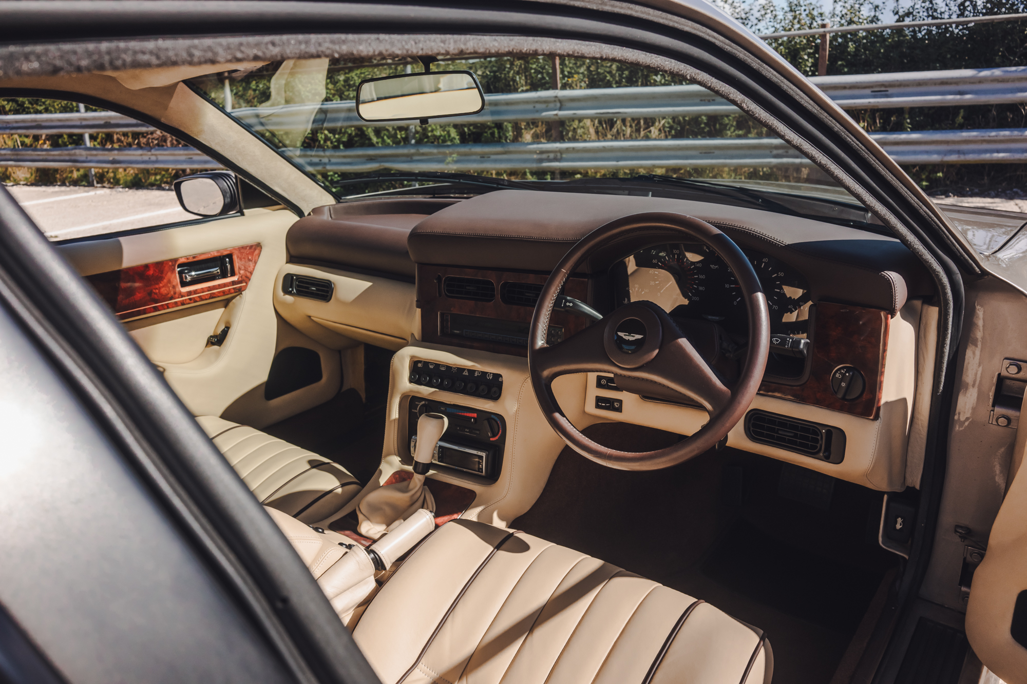 Mugello-Cars-Aston-Martin-Virage-59