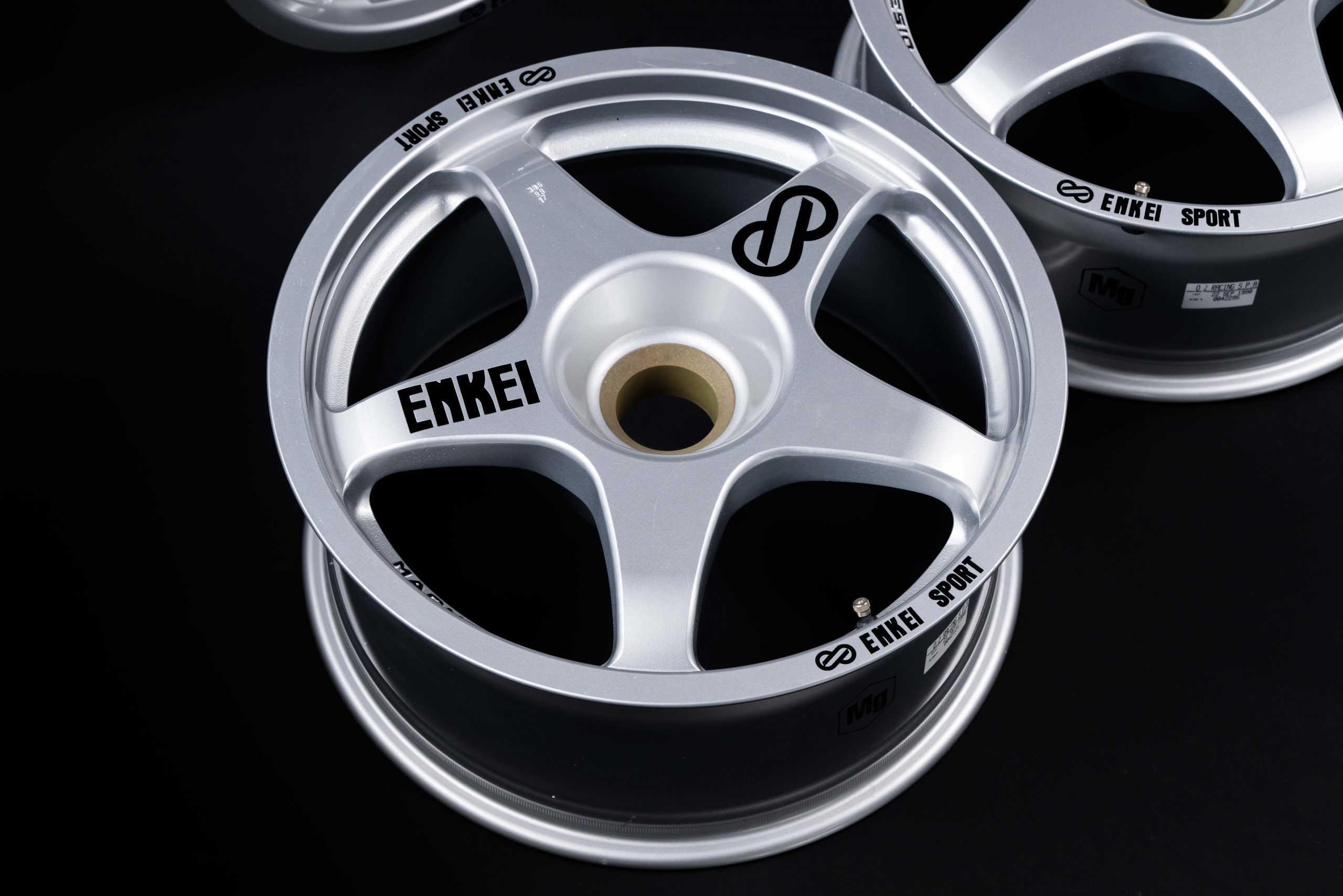2MB-F40LM-Enkei-Wheels-6
